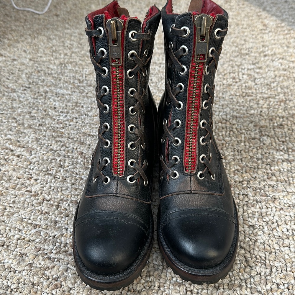 Freebird “Liverpool” shoes size 7